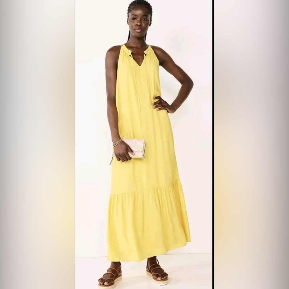 Nine West Light Yellow Sleeves A Line Maxi Dress With Ruffle Neckline Size Small